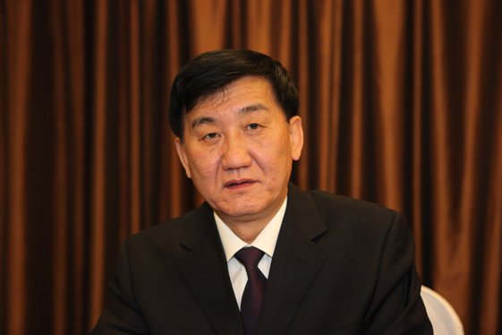 王學偉助理主持會議