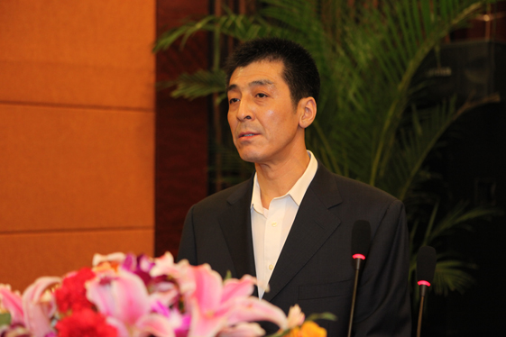 孫佐華副總經理做工作總結報告