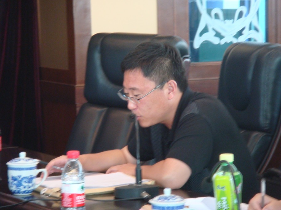 專家審核組組長劉仲元組織了此次審檢的首次會議